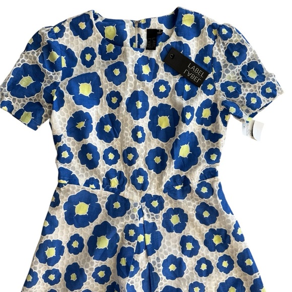 New LABEL by five twelve Floral Blue and White Women’s  Dress Size Small - Picture 2 of 9